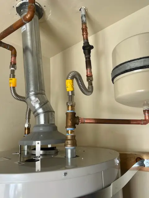 Water heater installation and plumbing repair in Wynmere Hunt